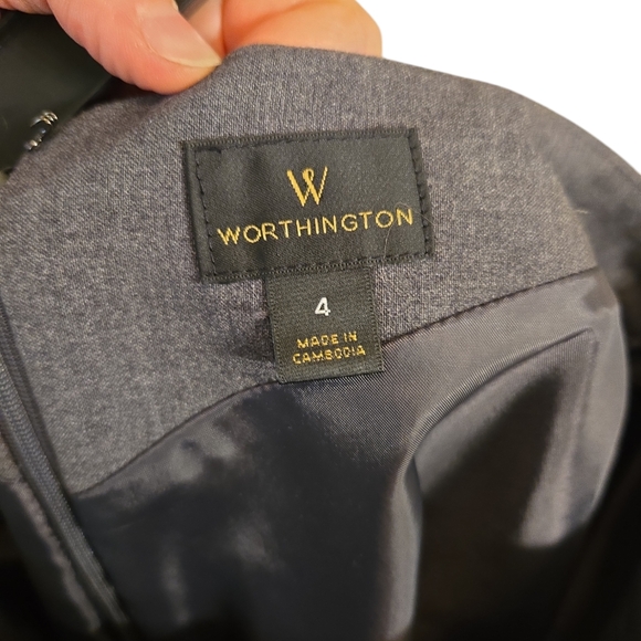 NWOT Grey Pencil Skirt - Picture 3 of 3